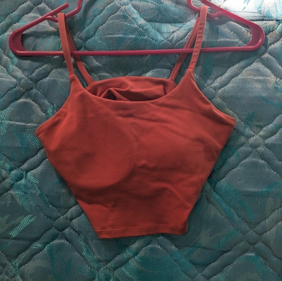 Halara tank top - Picture 1 of 3